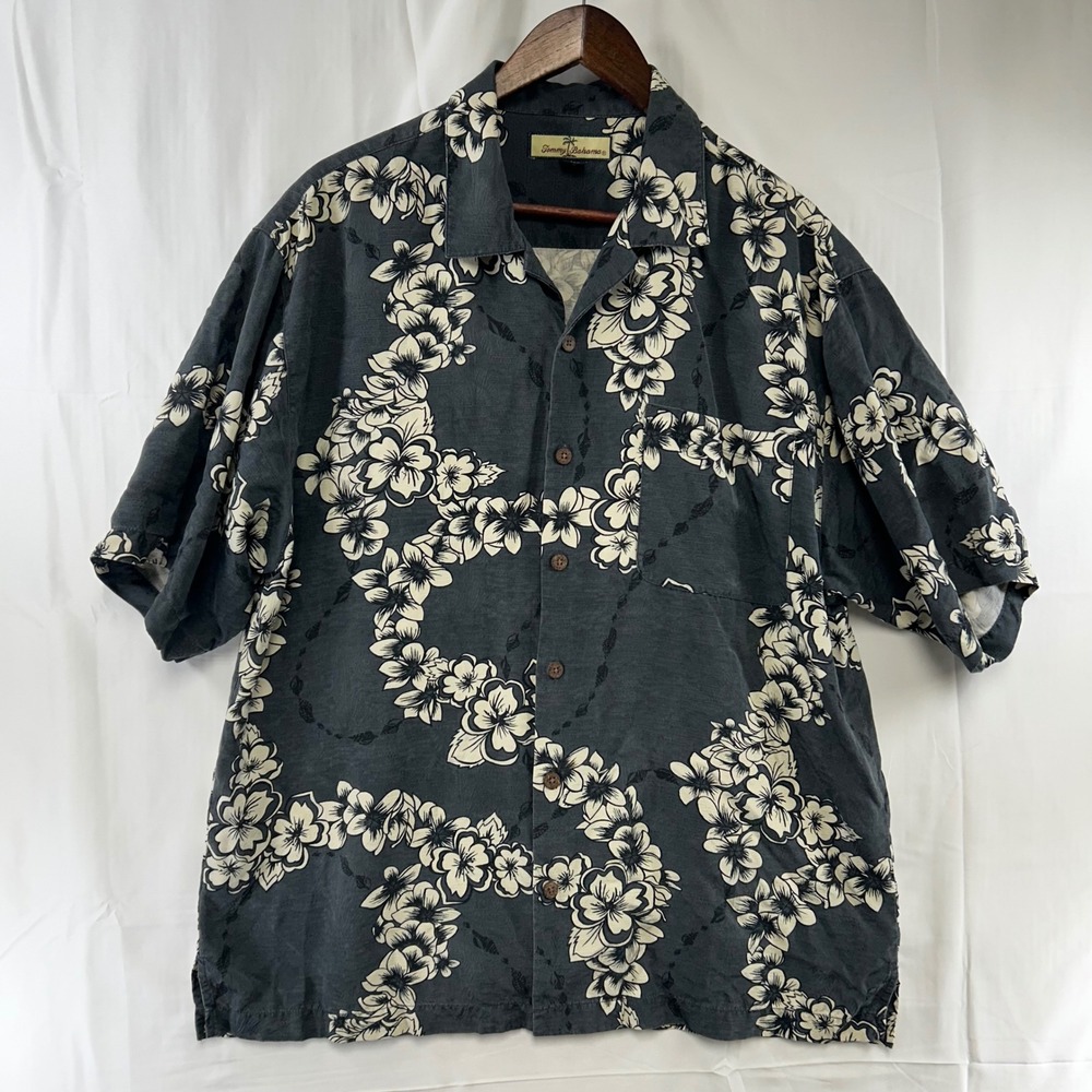 Tommy Bahama Floral Shirt Mens Large Gray Silk Hibiscus Camp Collar Aloha